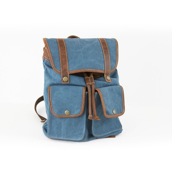 Backpack - Picture 2 of 3